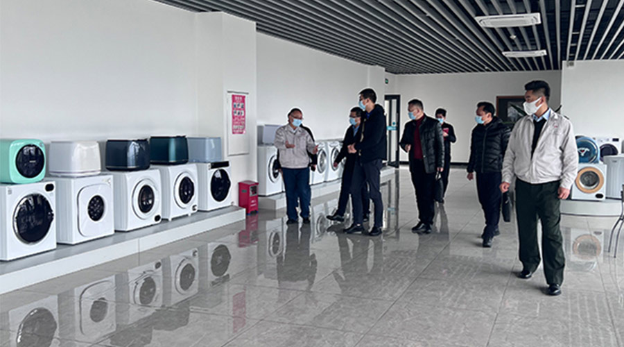 分享交流！鶴山市領導以及書記一同到訪金環(huán)電器