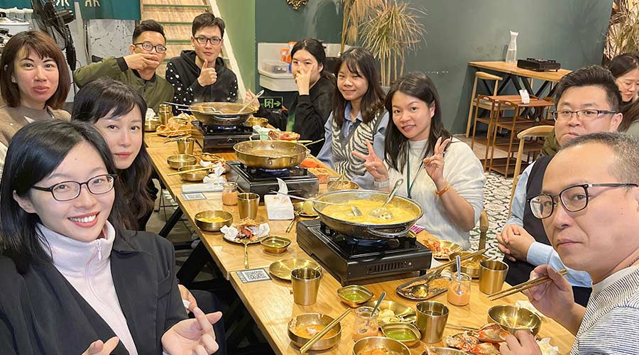 寒冬暖心！金環(huán)電器銷售部組織火鍋團(tuán)建沖刺2022